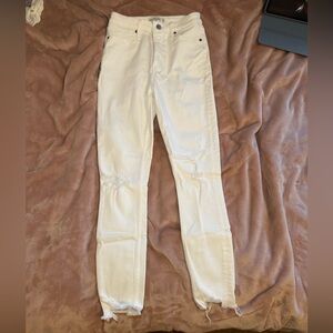 Abercrombie & Fitch Women's Cream Skinny Jeans